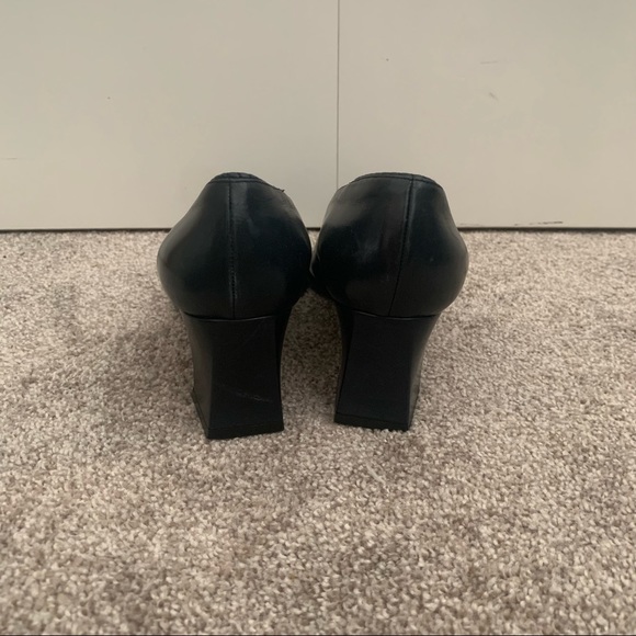 Van Eli Italian Genuine Handmade Leather Heels - Picture 6 of 6